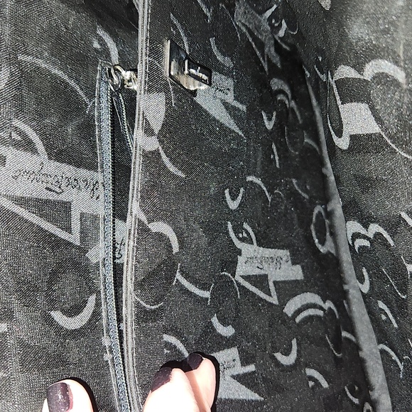 Salvatore Ferragamo Auth. vintage patent 2 way bag - Picture 15 of 17